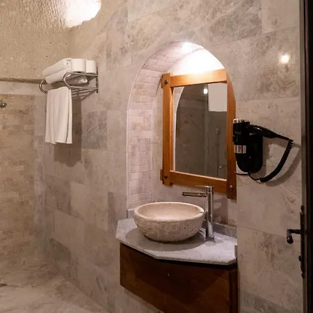 Hotel Asra Cave *